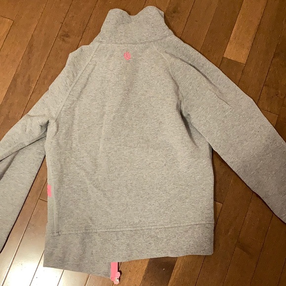 Limited edition seawheeze lululemon sweater - Picture 4 of 5